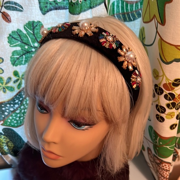 Embellished Headband - Picture 1 of 4